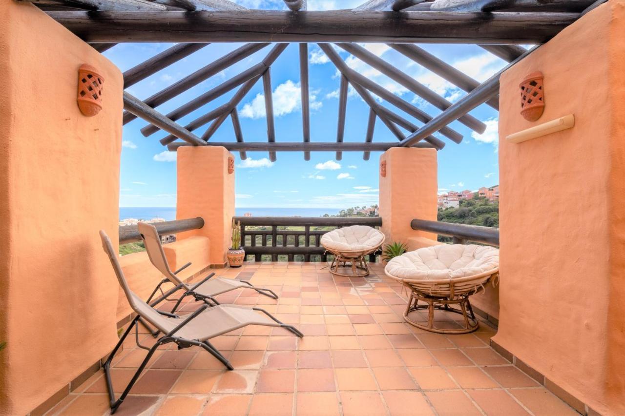 9 Penthouse With Amazing Sea Views, Close To Golf Manilva Duquesa 外观 照片