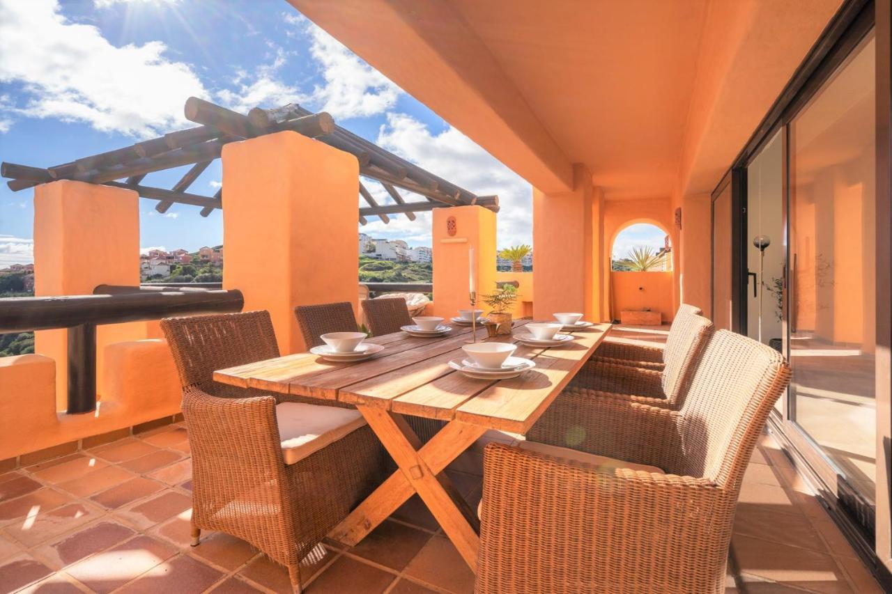9 Penthouse With Amazing Sea Views, Close To Golf Manilva Duquesa 外观 照片